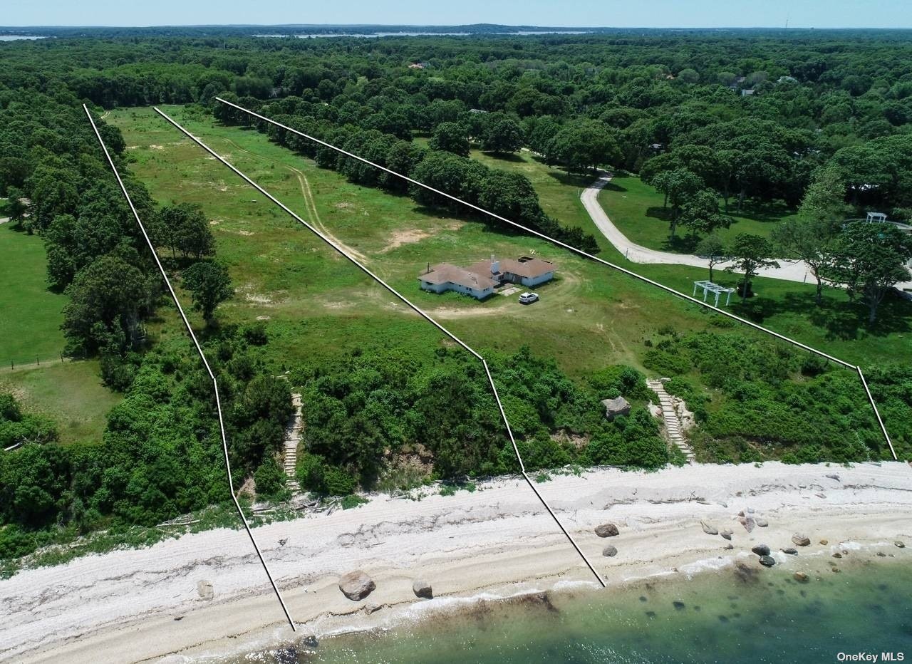 Property for Sale at 3995 Private Road, East Marion, Hamptons, NY -  - $7,495,000