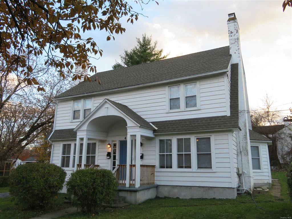 Rental Property at 4 College Avenue 2, Poughkeepsie, New York - Bedrooms: 3 
Bathrooms: 1 
Rooms: 7  - $2,200 MO.