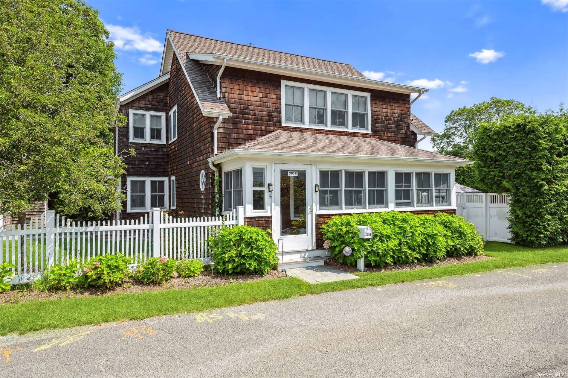 Property for Sale at 205 Windmill Lane, Southampton, Hamptons, NY - Bedrooms: 4 
Bathrooms: 4  - $2,495,000