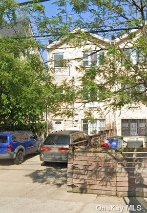 1396 Beach Channel Drive, Far Rockaway, Queens, NY - 6 Bedrooms  
4 Bathrooms  
18 Rooms - 