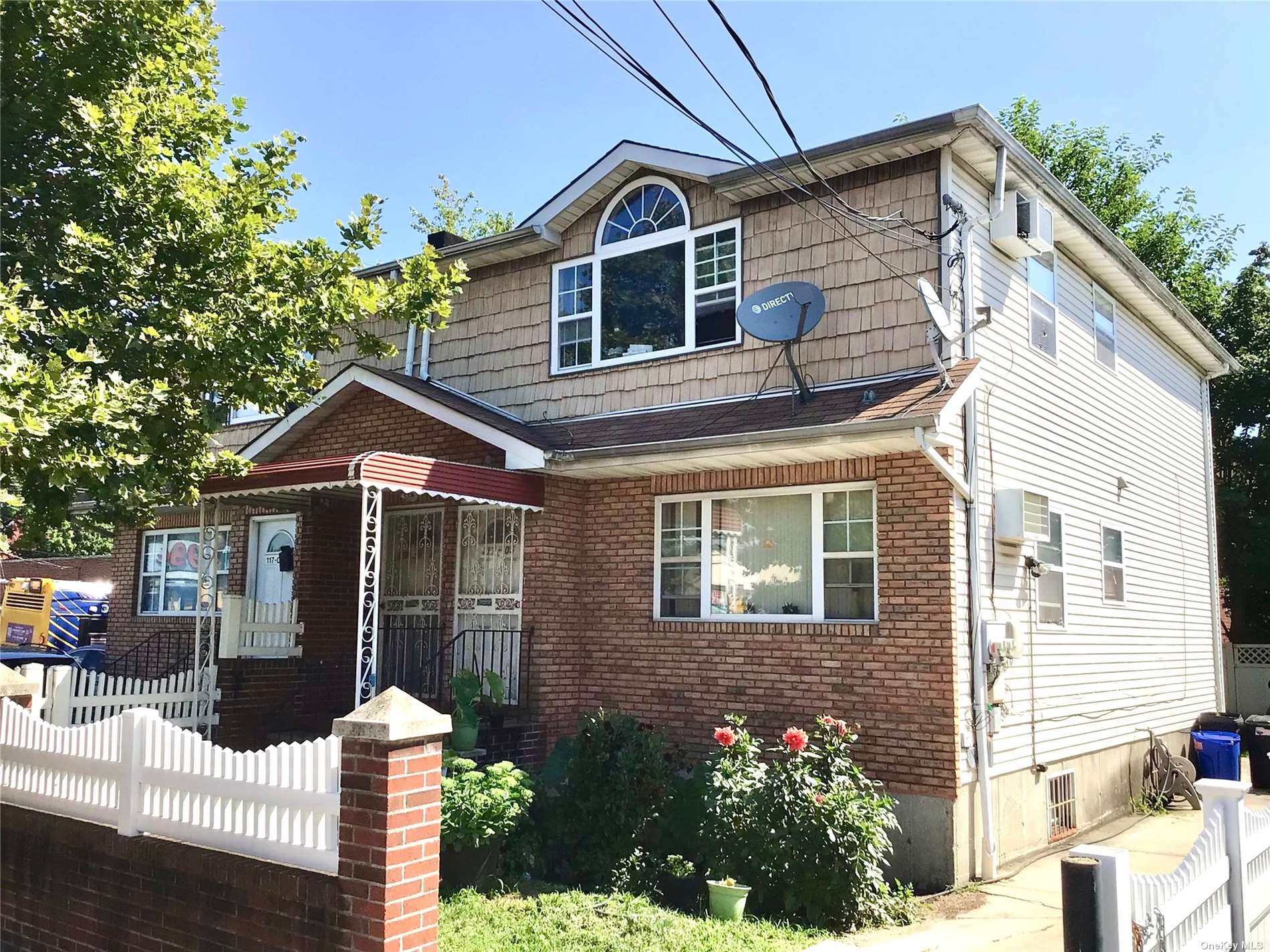 Property for Sale at 11705 197th Street, Saint Albans, Queens, NY - Bedrooms: 4 
Bathrooms: 3 
Rooms: 10  - $750,000