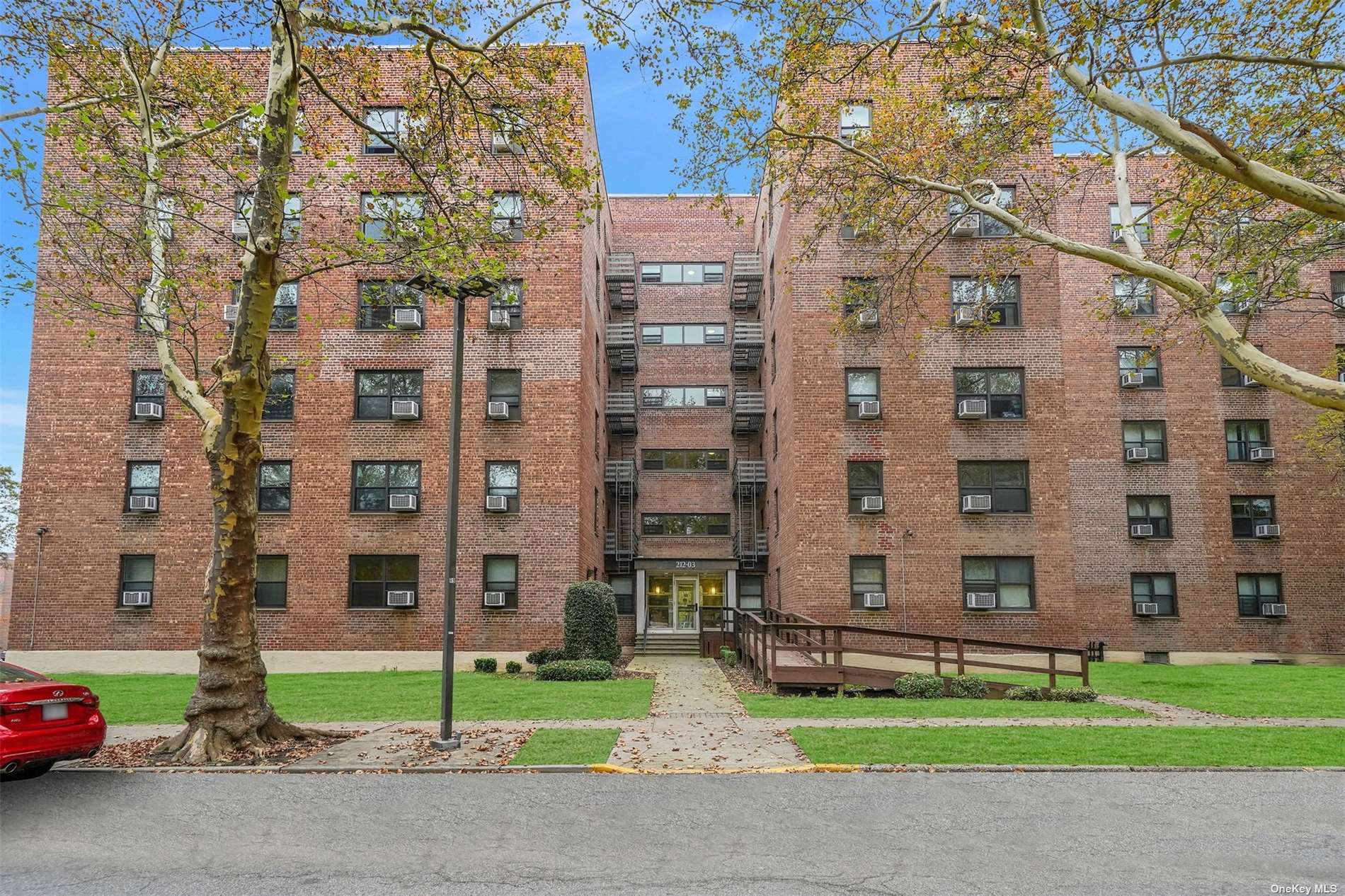 212-03 75th Avenue #2C, Oakland Gardens, New York image 2