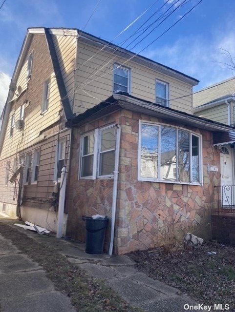 9118 211th Street, Jamaica, Queens, NY - 4 Bedrooms  
1 Bathrooms  
8 Rooms - 