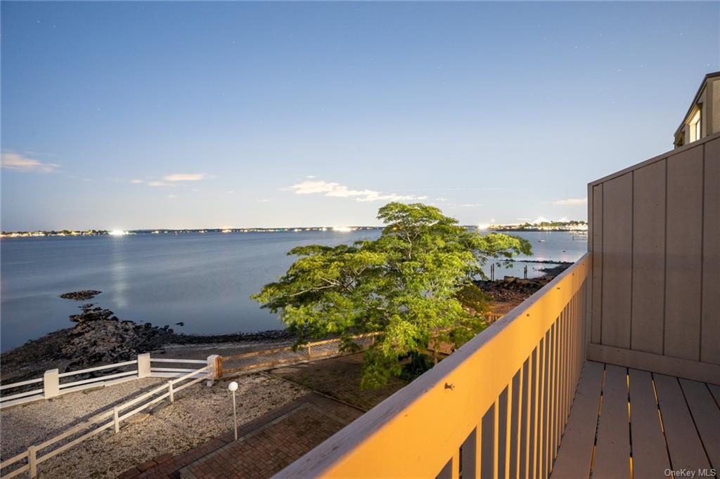 Property for Sale at 1478 Shore Drive, Bronx, New York - Bedrooms: 7 
Bathrooms: 4.5 
Rooms: 17  - $1,724,999