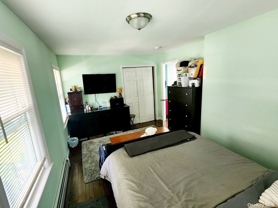 Photo 8 of 28 of 1740 Quarter Street house