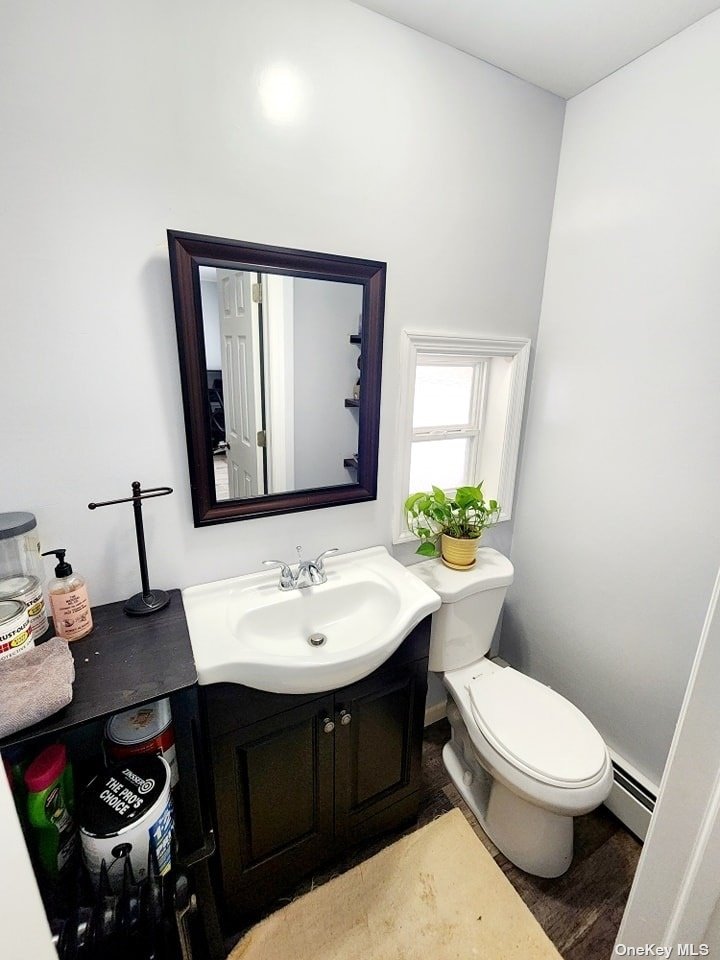 Photo 16 of 28 of 1740 Quarter Street house