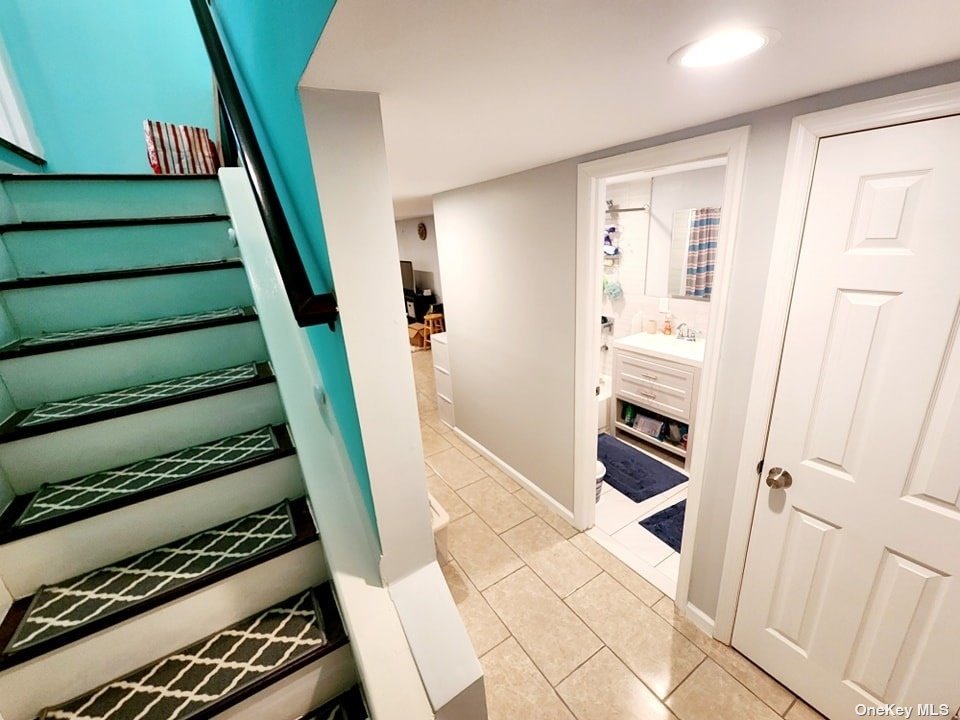 Photo 17 of 28 of 1740 Quarter Street house