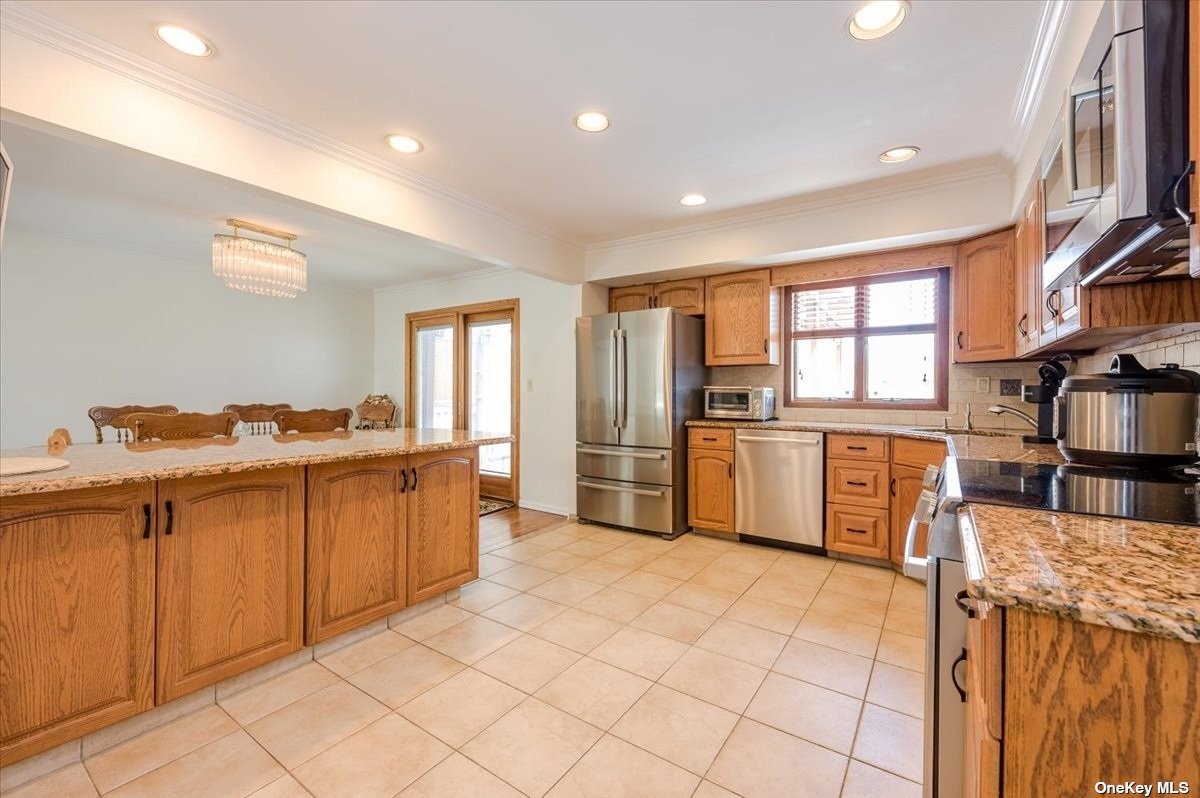 3271 Judith Lane, Oceanside, New York image 6