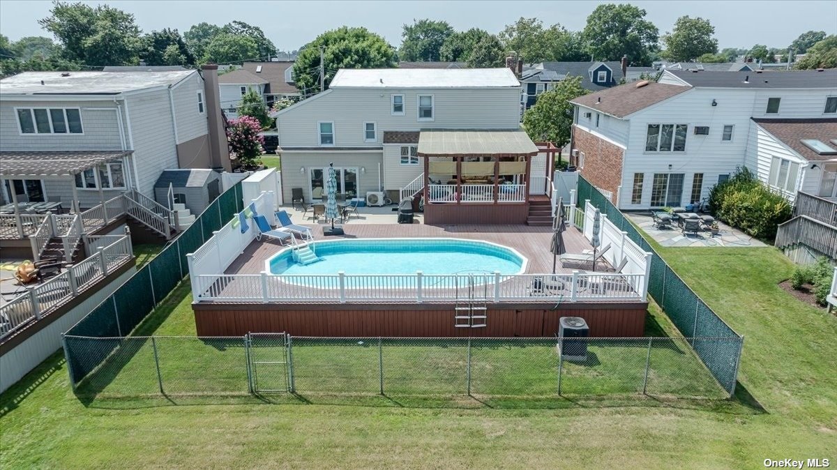 3271 Judith Lane, Oceanside, New York image 32