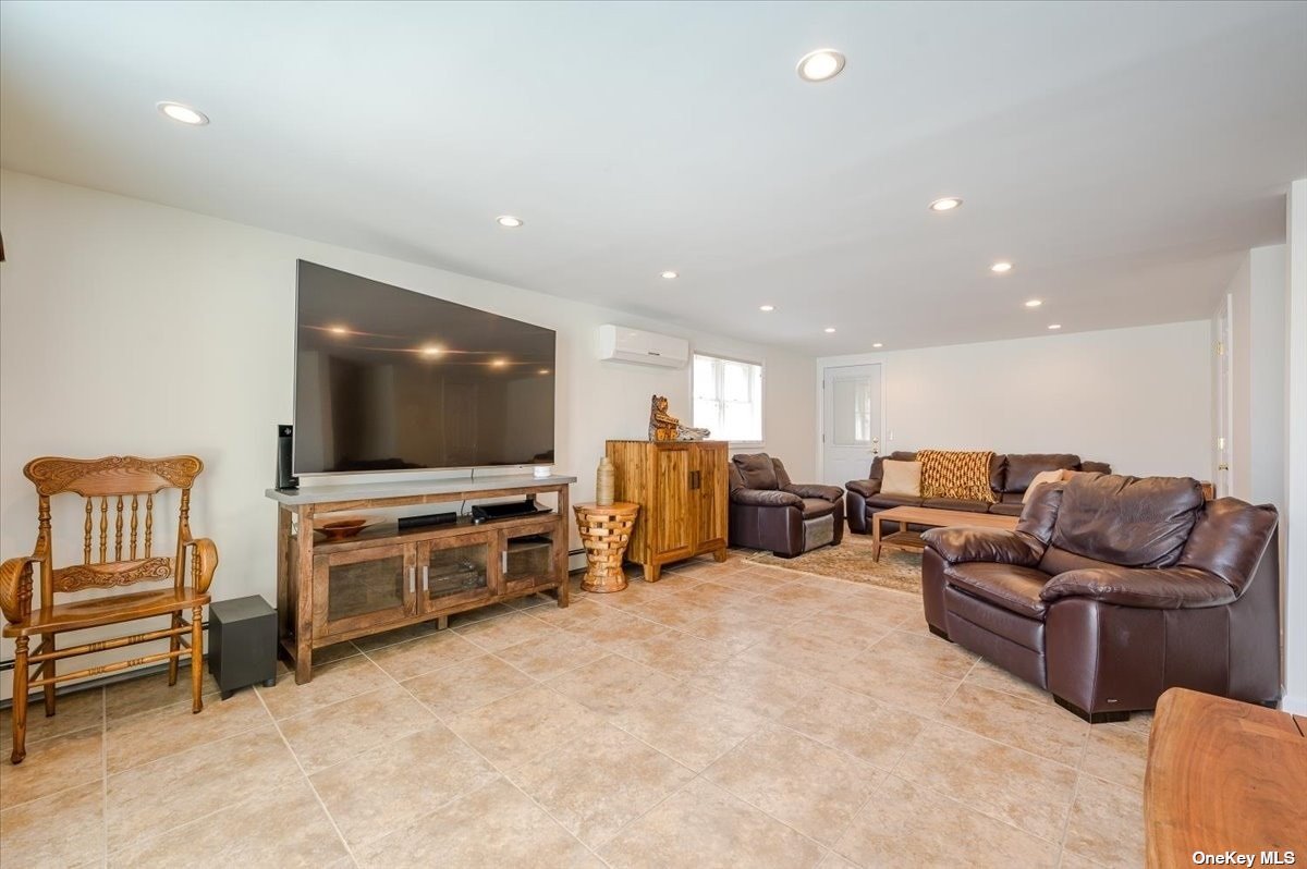 3271 Judith Lane, Oceanside, New York image 7