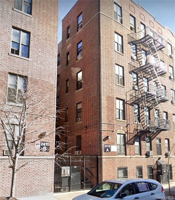 Property for Sale at 2410 Davidson Avenue A8, Bronx, New York - Bedrooms: 1 
Bathrooms: 1 
Rooms: 2  - $159,000