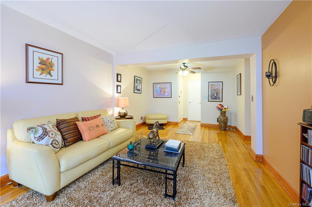 4 Sadore Lane #3L, Yonkers, New York image 3