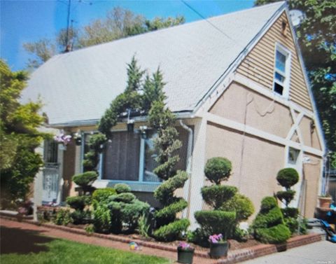 Photo of Freeport, NY 11520 (MLS # L3547966) Photo of Freeport, NY 11520 (MLS # L3547966)