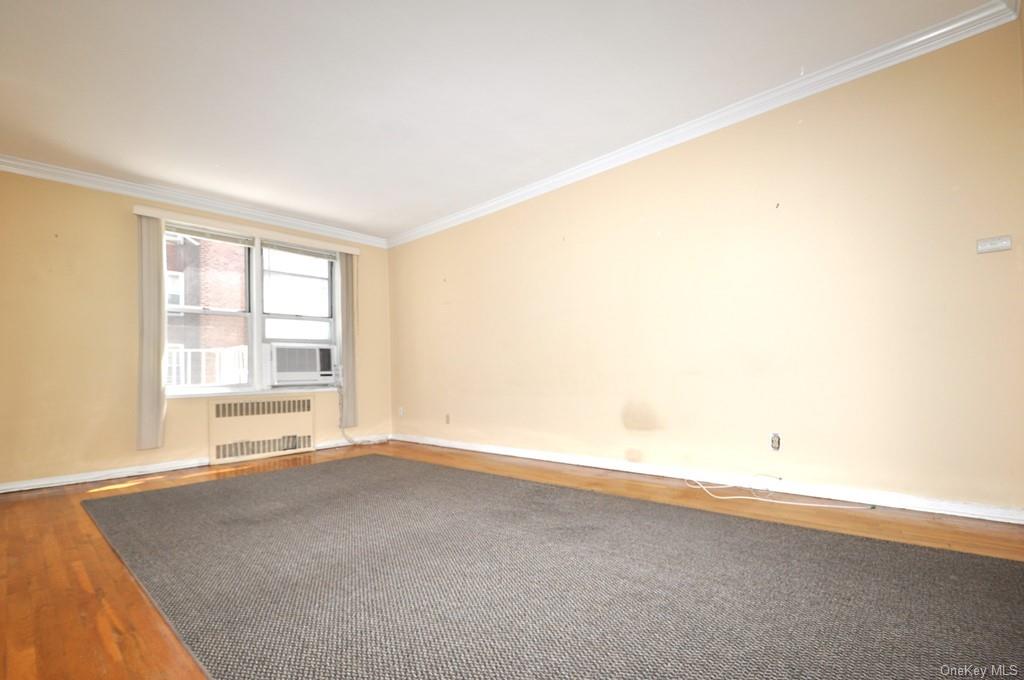 Riverdale Avenue 3D, Yonkers, New York - 1 Bedrooms  
1 Bathrooms - 