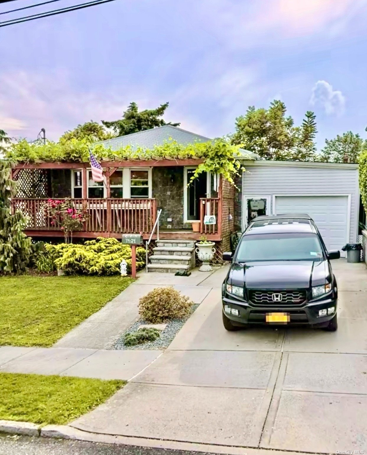 View College Point, NY 11356 house