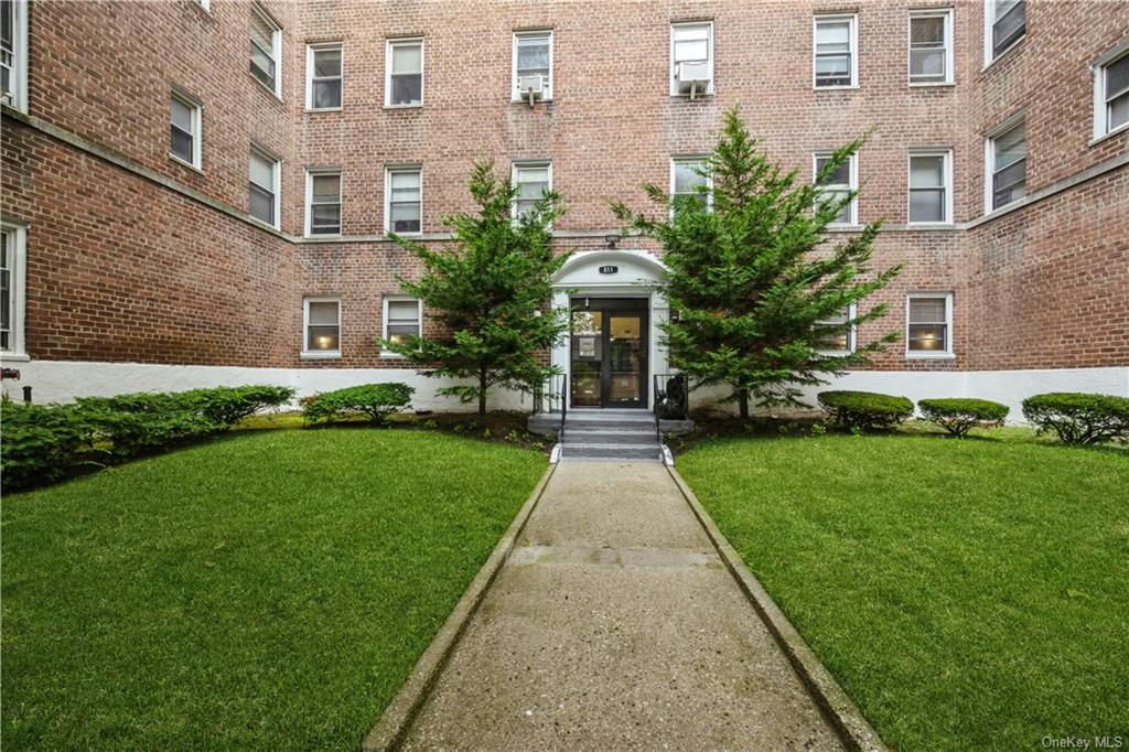 811 Bronx River Road #6I, Bronxville, New York image 1