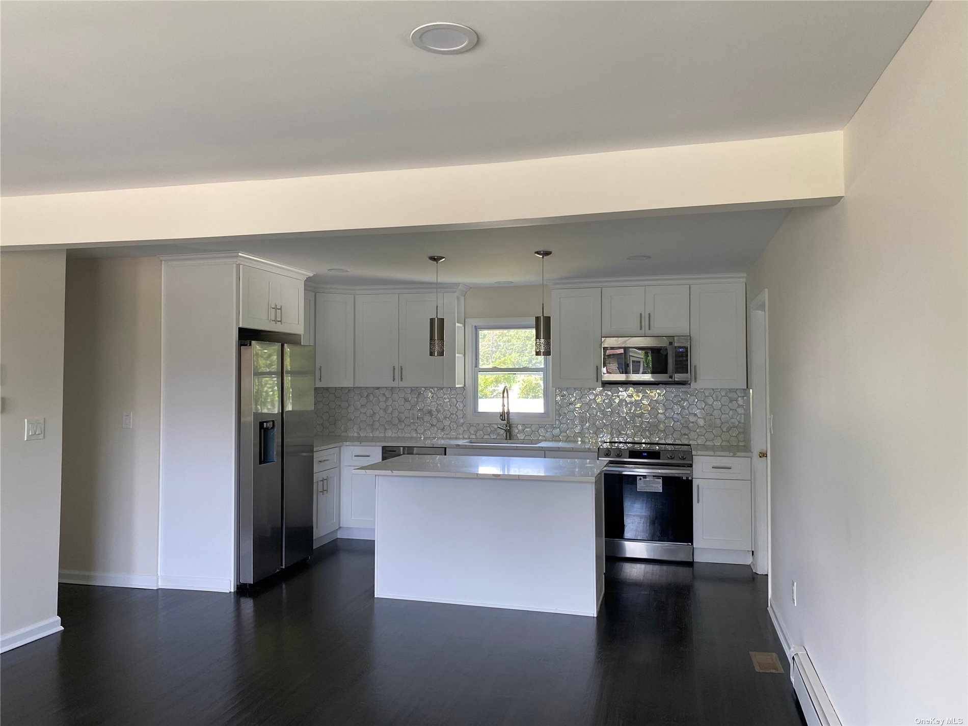 Photo 5 of 14 of 481 S 15th Street house