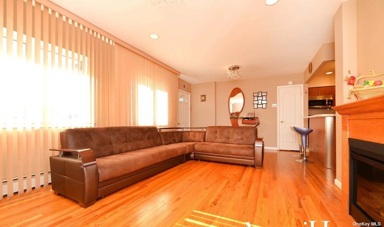 3105 Emmons Avenue #1A, Brooklyn, New York image 3