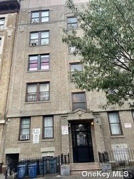 1219 Elder Avenue, Bronx, New York - 32 Bedrooms  
32 Bathrooms  
60 Rooms - 