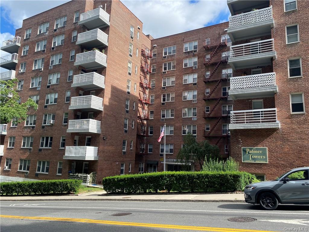 Property for Sale at 632 Palmer Road 10 F, Yonkers, New York - Bedrooms: 1 
Bathrooms: 1 
Rooms: 4  - $170,000