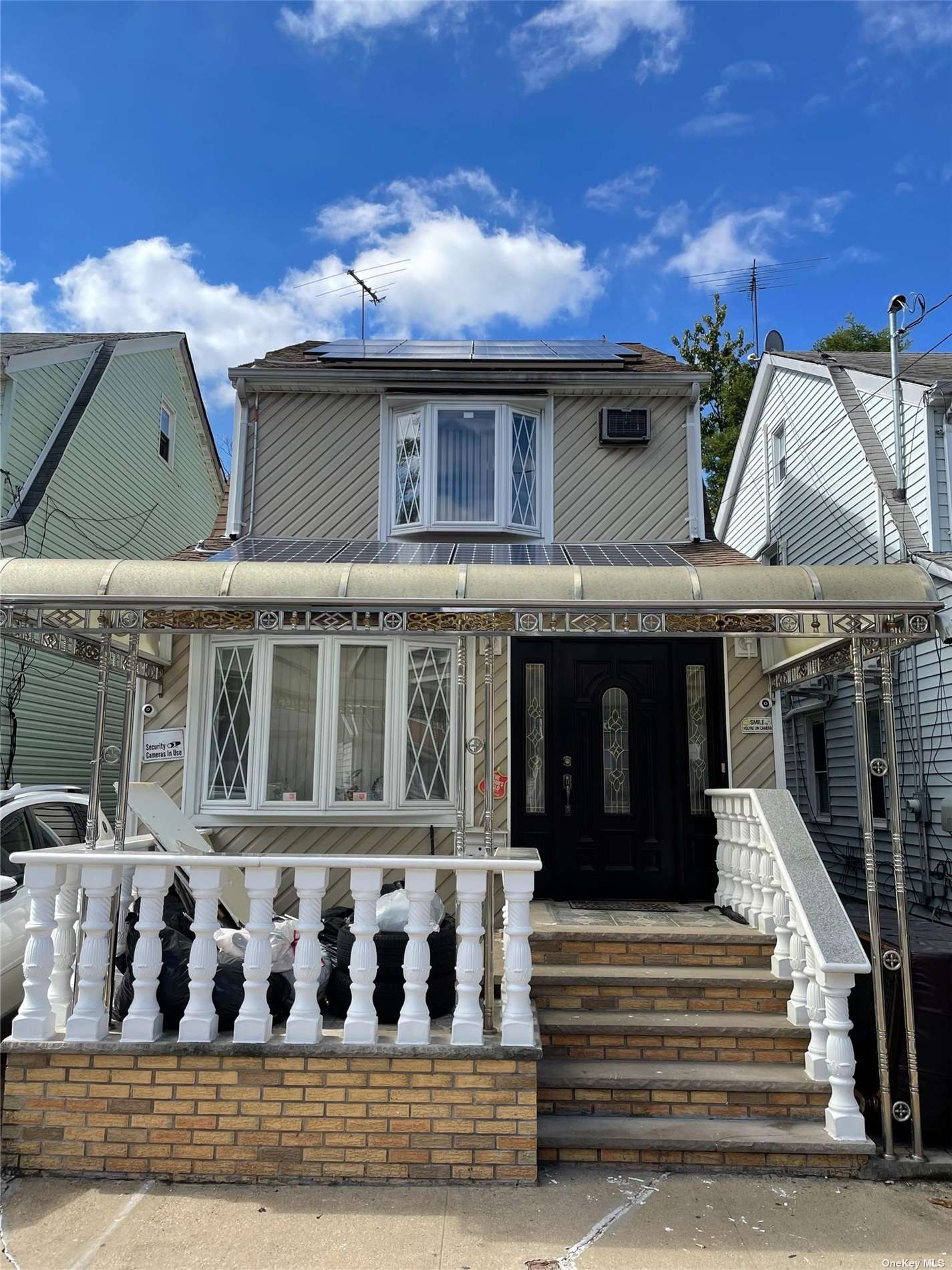 Rental Property at 8050 161st Street, Jamaica, Queens, NY - Bedrooms: 5 
Bathrooms: 2 
Rooms: 9  - $4,500 MO.