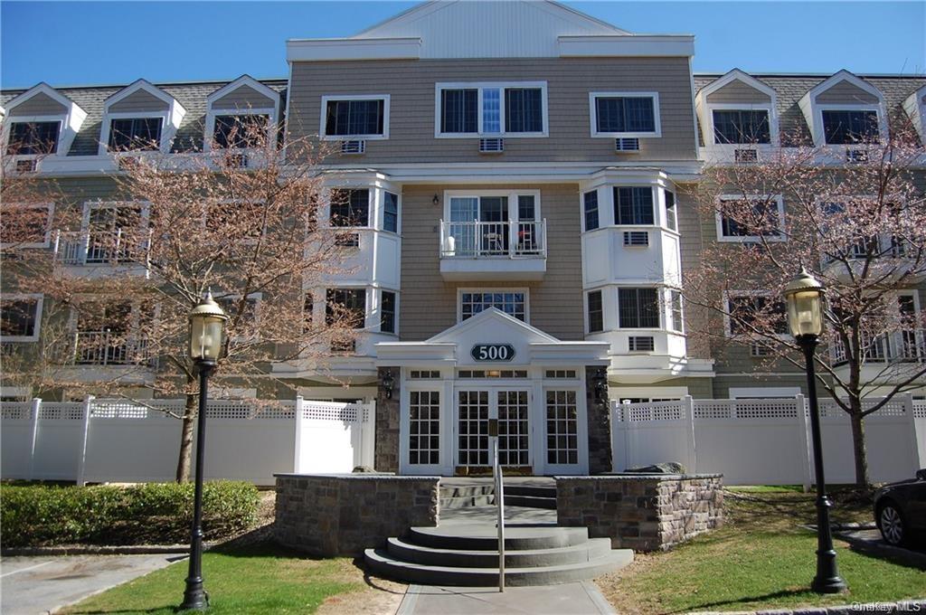 View White Plains, NY 10607 condo
