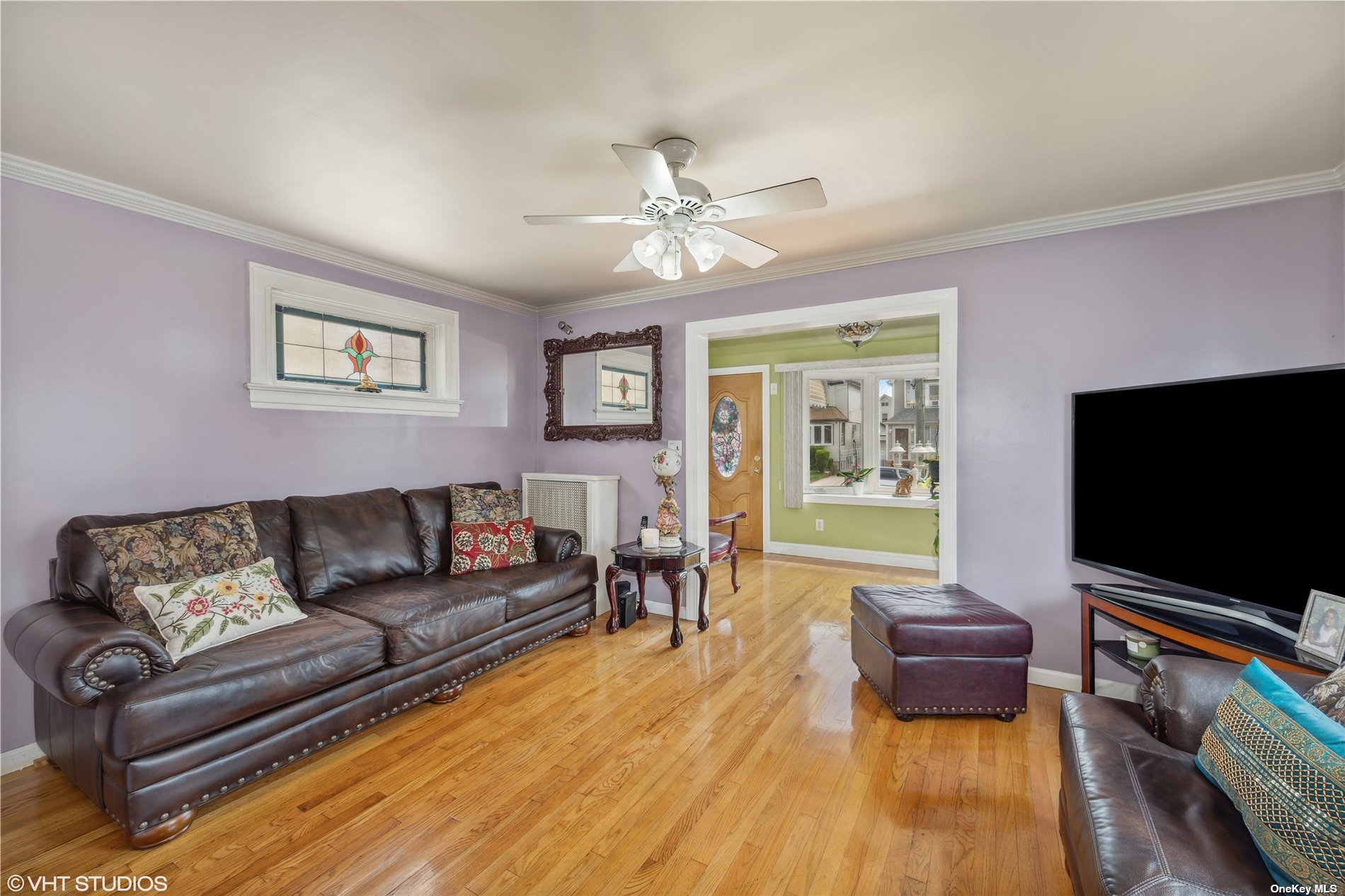 Photo 4 of 17 of 94-20 207th Street house