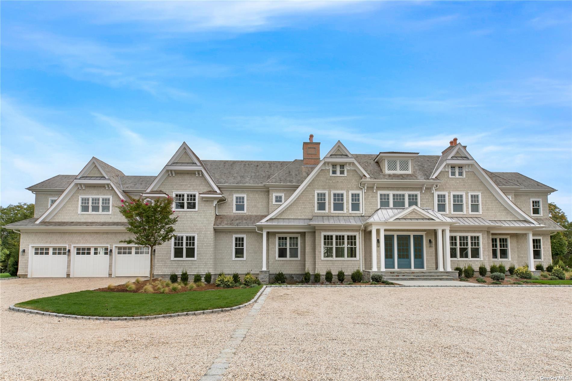 36 Second Neck Lane, Quogue, Hamptons, NY - 7 Bedrooms  
10.5 Bathrooms - 