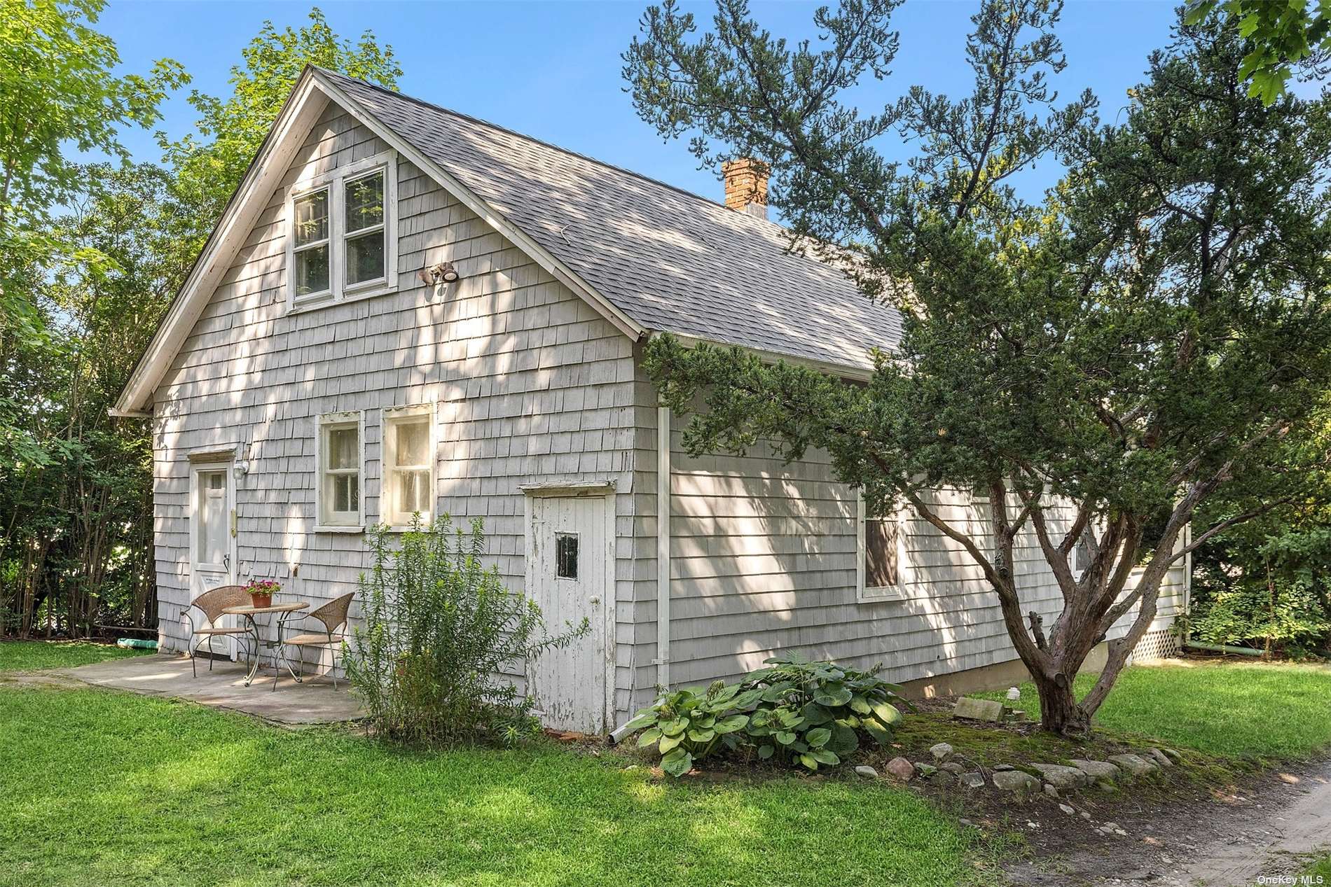 Property for Sale at 165 Main Road, Aquebogue, Hamptons, NY - Bedrooms: 2 
Bathrooms: 1  - $399,000