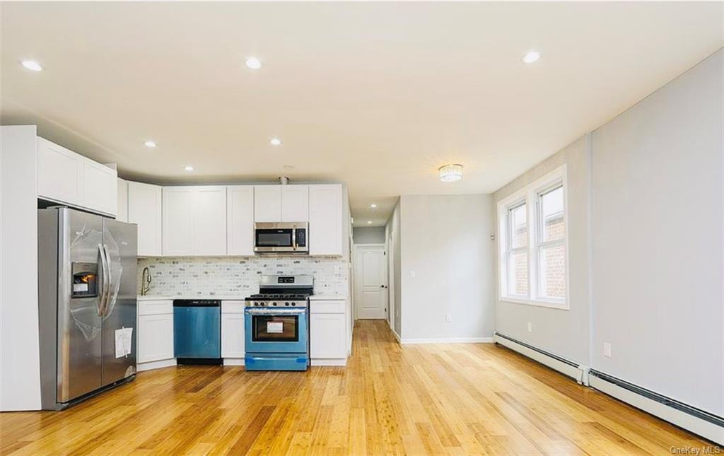 Property for Sale at 3212 Paulding Avenue, Bronx, New York - Bedrooms: 6 
Bathrooms: 2  - $750,000