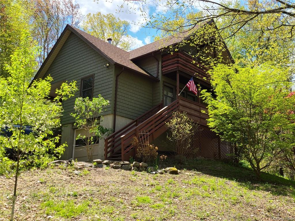 Property for Sale at 62 Dubois Road, New Paltz, New York - Bedrooms: 3 
Bathrooms: 3 
Rooms: 10  - $499,000