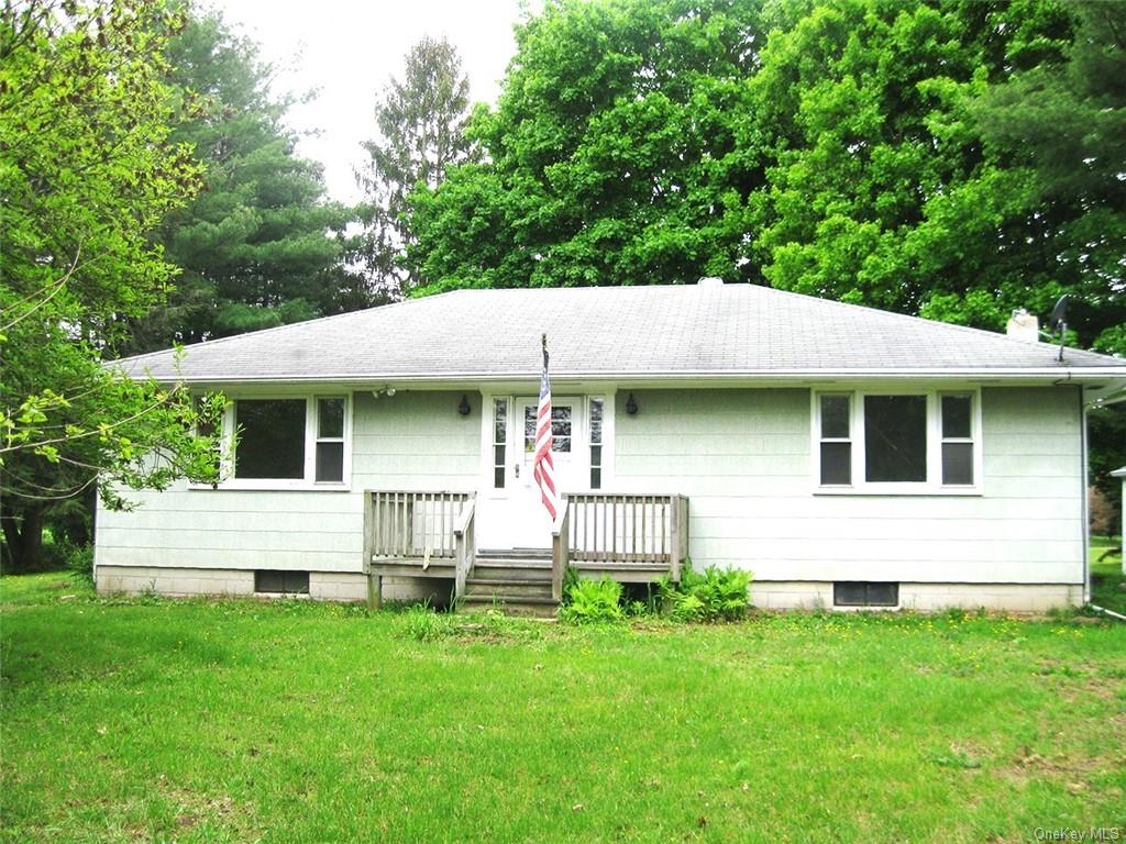 119 Righters Corners Road, Pine Plains, New York - 2 Bedrooms  
1 Bathrooms  
5 Rooms - 