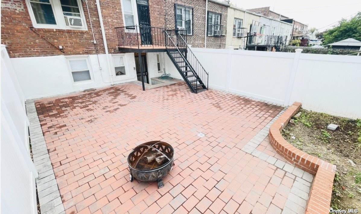 1424 E 52nd Street, Brooklyn, New York image 33