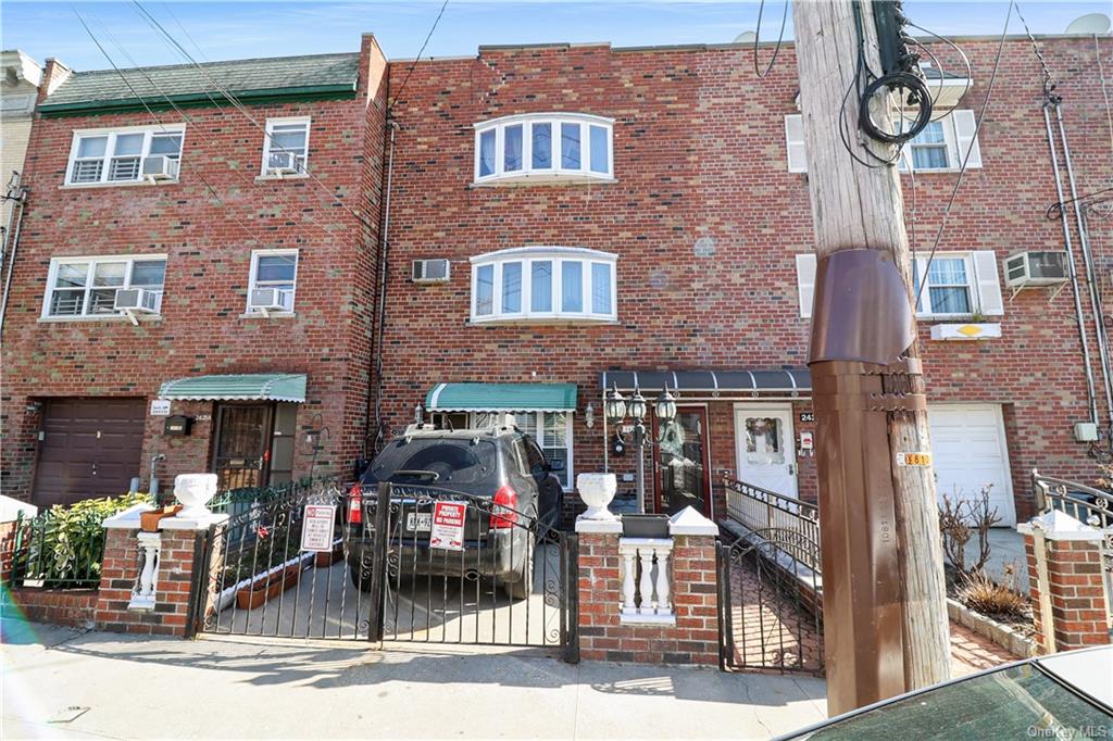 Property for Sale at 2426 Maclay Avenue, Bronx, New York - Bedrooms: 6 
Bathrooms: 3  - $950,000
