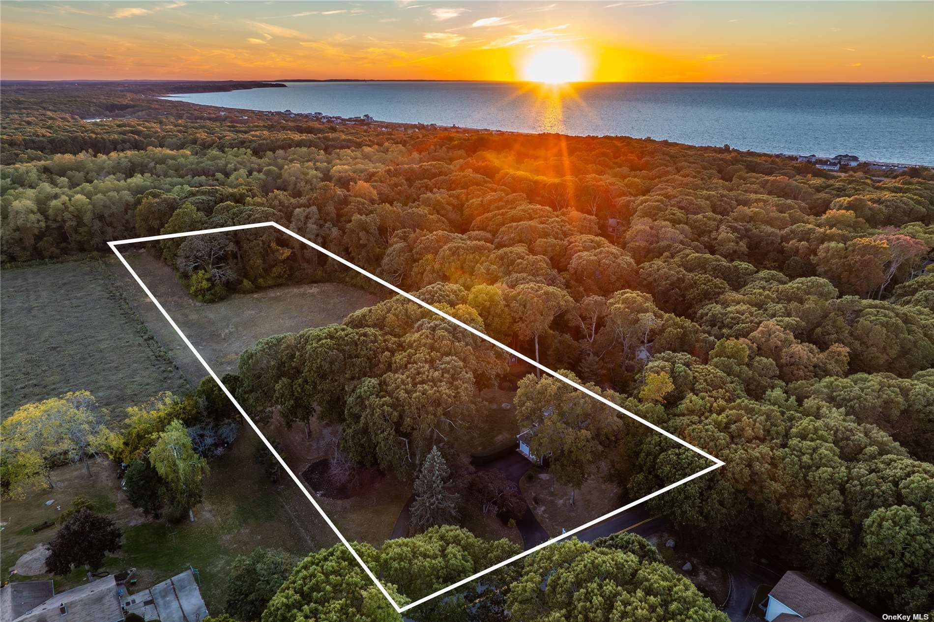 Property for Sale at 6005 Hortons Lane, Southold, Hamptons, NY - Bedrooms: 4 
Bathrooms: 2  - $2,200,000