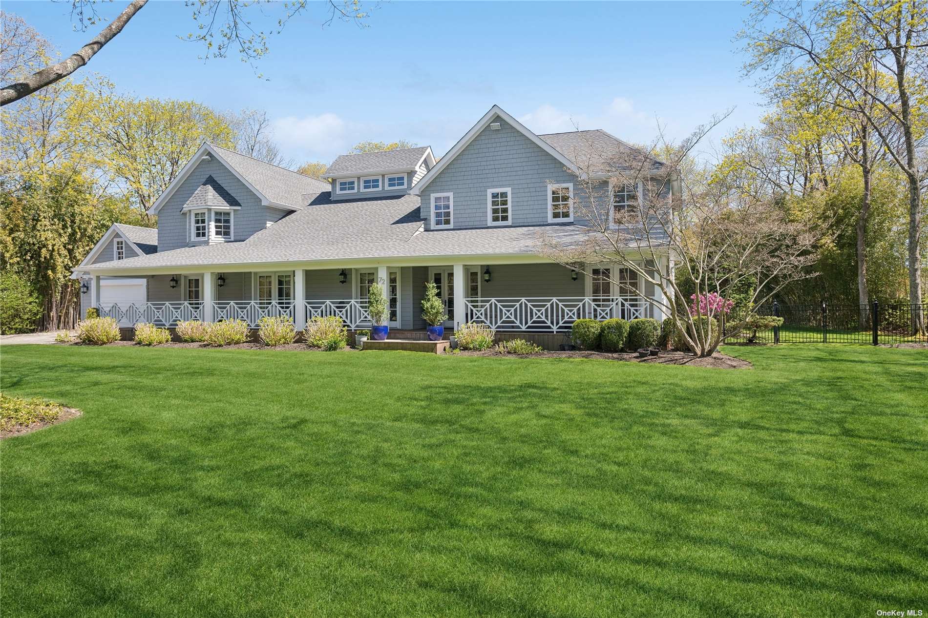 72 S Phillips Avenue, Remsenburg, Hamptons, NY - 5 Bedrooms  
5.5 Bathrooms - 