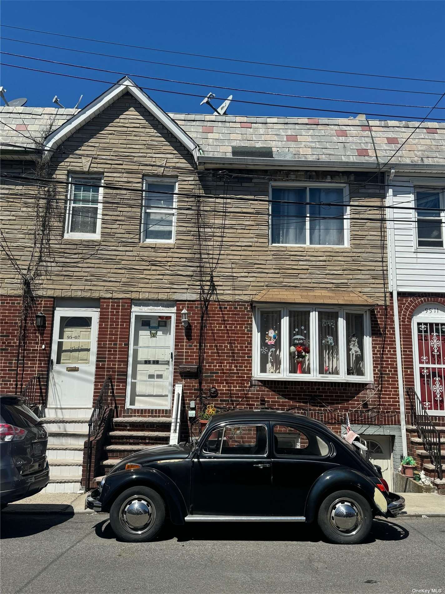 95-09 Woodhaven Court Ct, Ozone Park, New York image 1