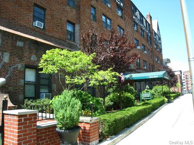 68 Hartsdale Avenue #5A, Hartsdale, New York image 2