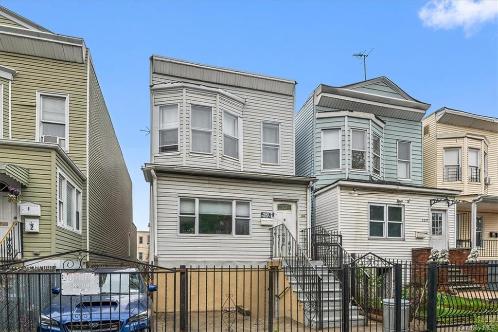 2075 Crotona Avenue, Bronx, New York - 8 Bedrooms  
3 Bathrooms - 