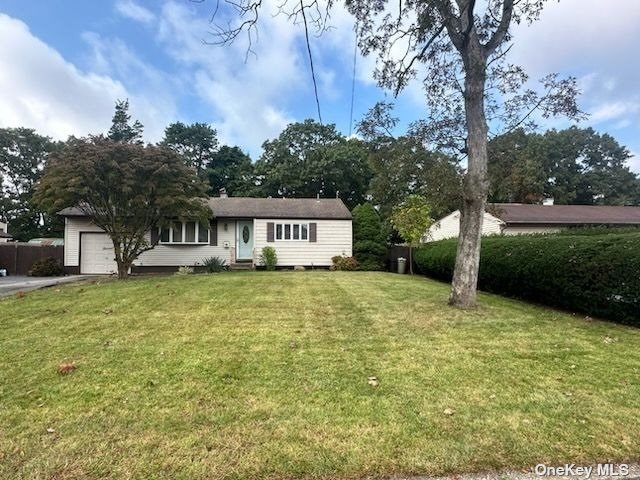 162 Gibbs Road, Central Islip, New York image 2