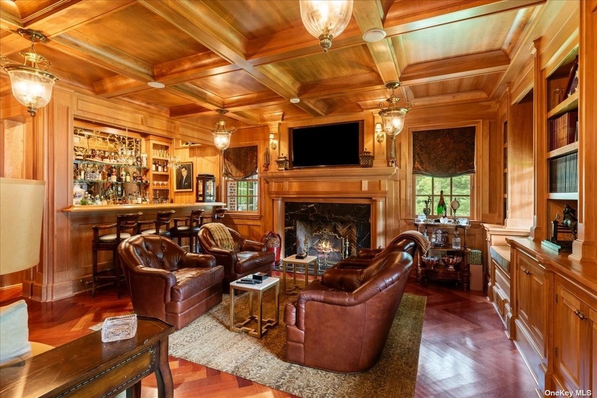 2160 Titus Path Path, Muttontown, New York image 8