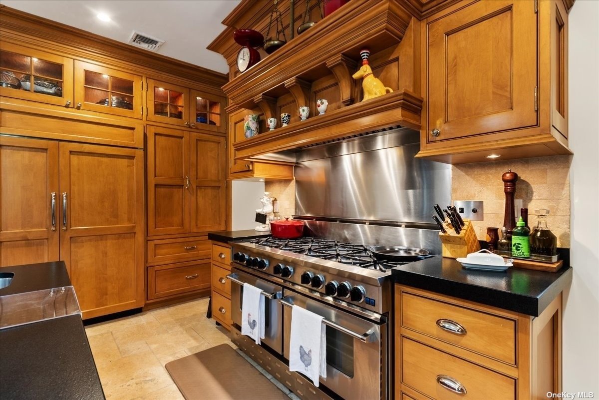 2160 Titus Path Path, Muttontown, New York image 10
