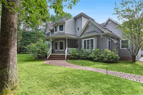 11 Prospect Boulevard East Hampton NY 11937