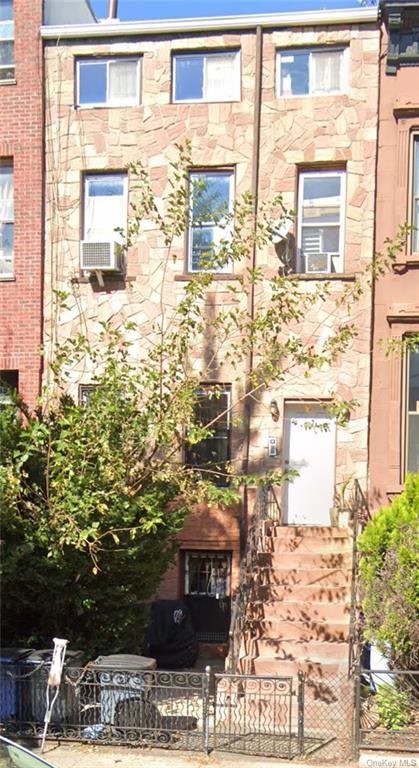 View Stuyvesant Hts, NY 11221 townhome