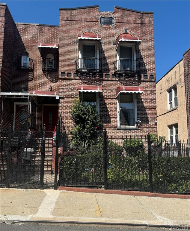 Property for Sale at 1845 Loring Place, Bronx, New York - Bedrooms: 11 
Bathrooms: 6  - $1,100,000