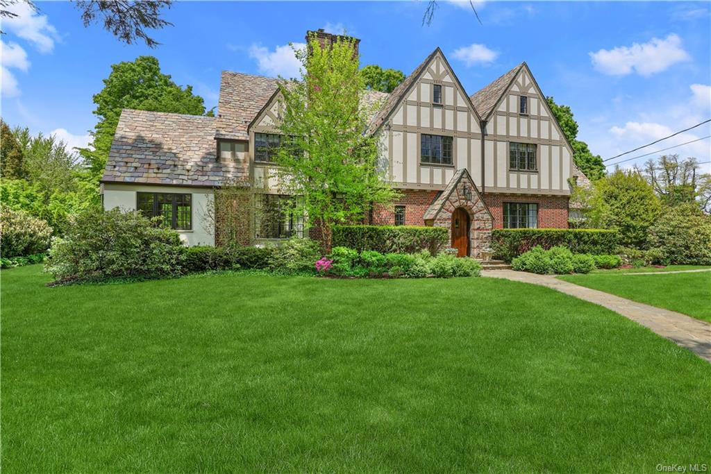 Photo 1 of 5 Fordal Road, Bronxville, New York, $3,795,000, Web #: 6305329