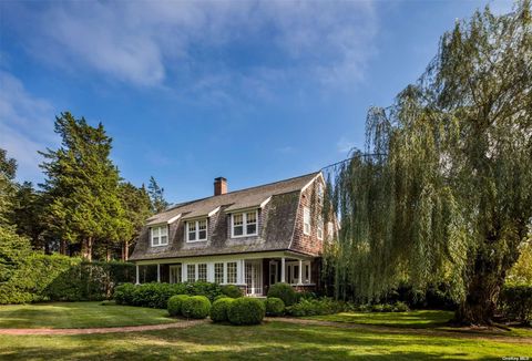 47 Huntting Lane East Hampton NY 11937