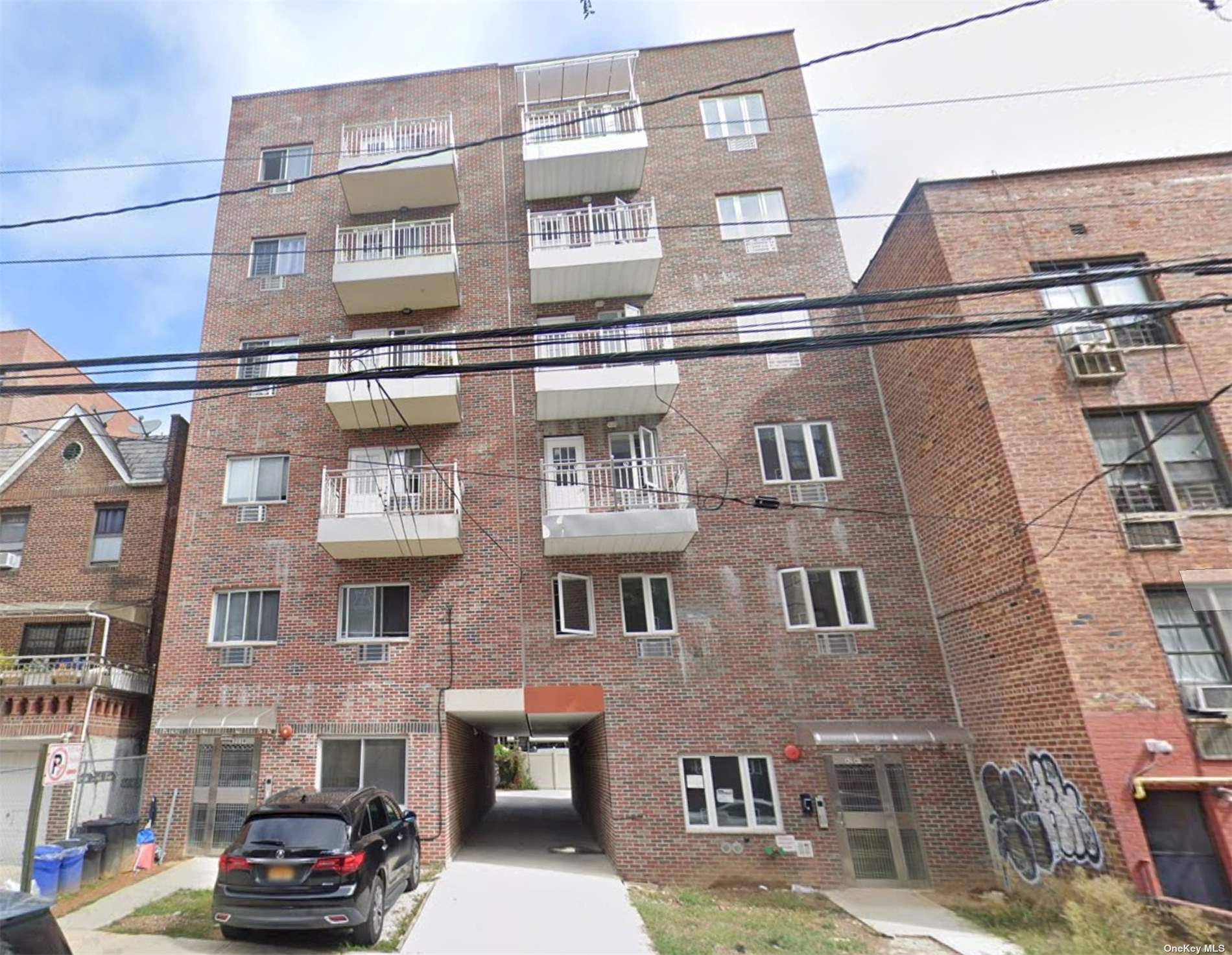 4239 Judge Street 6A, Elmhurst, Queens, NY - 3 Bedrooms  
2 Bathrooms  
6 Rooms - 