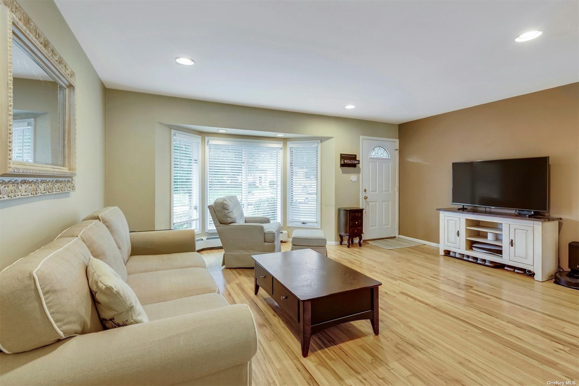 7 Partridge Drive, Commack, New York image 3