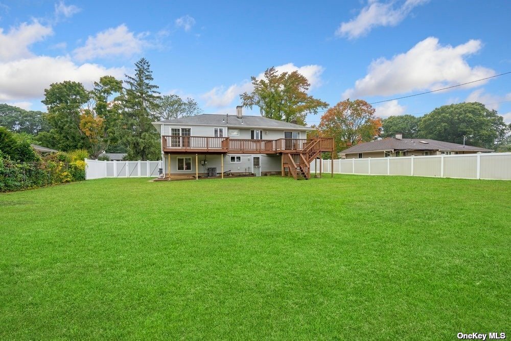 15 Partridge Drive, Commack, New York image 30